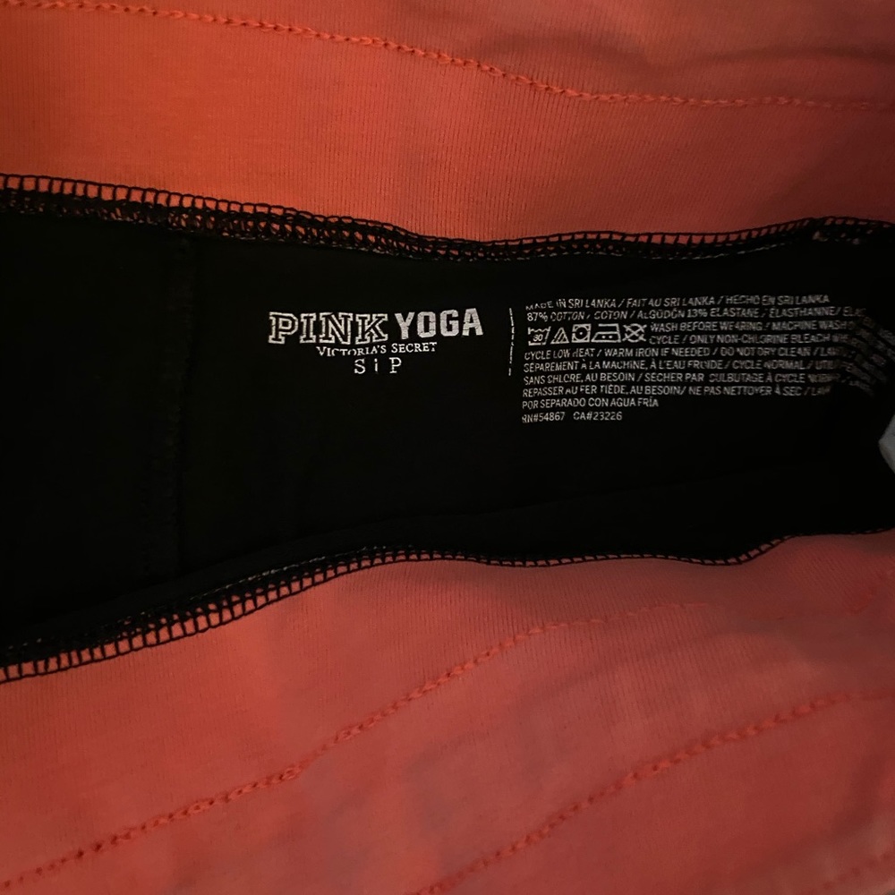 Pink VS joggers - Picture 2 of 2